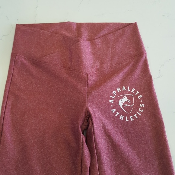 Alphalete athletic red  leggings size medium NWOT - Picture 2 of 8